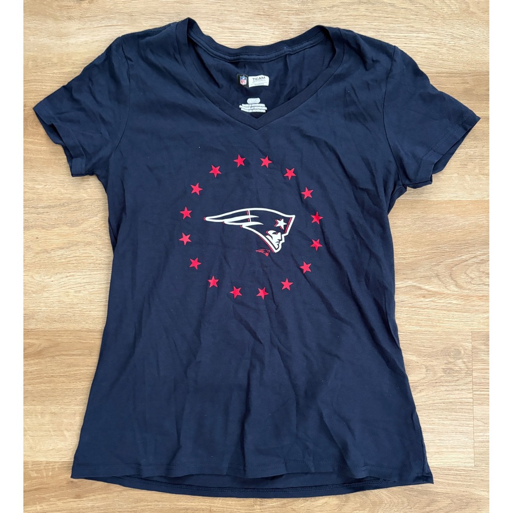 NWOT Womens NFL Team Apparel New England Patriots V-Neck Tee - Small - Navy Blue